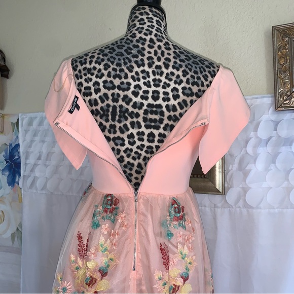 Gianni Bini Laura Floral off the shoulder Dress A25004 - Picture 13 of 14